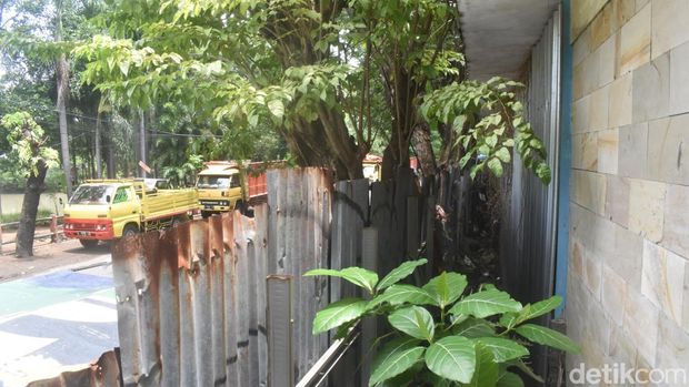 Kolam renang Brantas salah satu cagar budaya yang statusnya masih sengketa