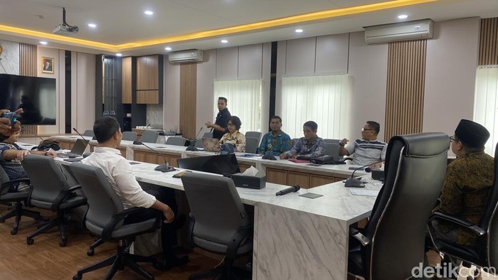Mediasi kasus pengeroyokan mahasiswa FIB Undip, Semarang, Jumat (6/3/2026).