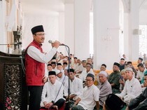 Kunjungi Aceh, Mensos & Mendagri Salat Jumat di Masjid Agung Pante Geulima