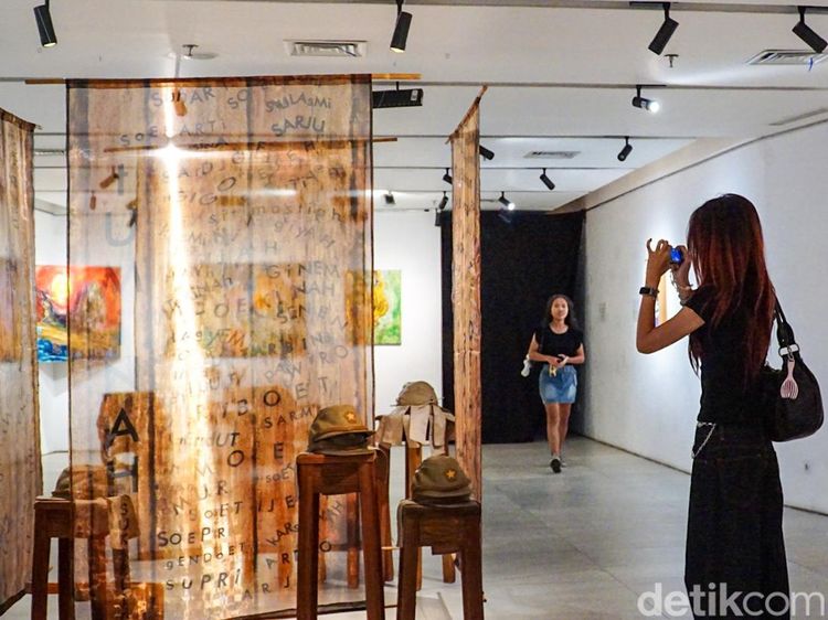 Pameran WANI Angkat Suara Perempuan Lewat Karya Seni Visual