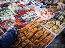 Waduh! Pedagang Bazar Ramadan Ini Tak Amanah Salurkan Infak Makanan