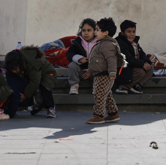 Pengungsi dari Pinggiran Beirut Berkumpul di Martyrs Square