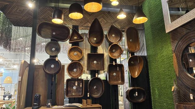 pengusaha furnitur kayu jati yang menembus pasar AS-Eropa