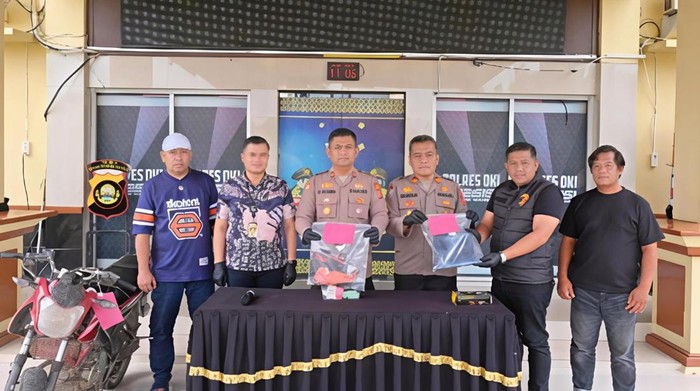 Polisi merilis kasus petani di OKI bunuh temannya gegara keurangan uang penjualan HP