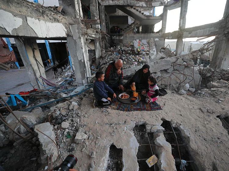 Potret Momen Buka Puasa di Bebagai Negara, Palestina hingga Jakarta