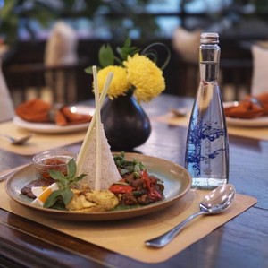 7 Tempat Makan Enak di Jakarta Pusat yang Bukber Friendly