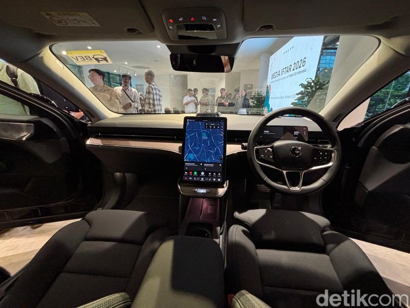 Sedang listrik Volvo ES90 hadir di Indonesia.