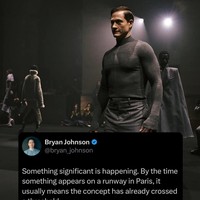 Tahun lalu, unggahannya di X memicu kontroversi. Ia menyarankan para pengikutnya untuk membuang makanan jika tidak lapar sebagai salah satu cara disiplin diet demi tak menua cepat. Buang ke tempat sampah. Kamu tidak lapar, tulis ayah tiga anak itu. (Foto: Instagram/@bryanjohnson)