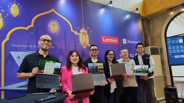 Fendy Alwi Fendy Alwi presenter dan creative professional Tendon (T&DON) menjelaskan dalam acara 'Buka Puasa Bersama dan Workshop Business Pitch bersama Lenovo', Jumat (6/3/2026).