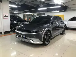 Risiko Beli Mobil Listrik di RI: Dipakai 3 Tahun, Harga Turun 50%