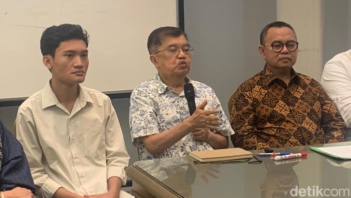 Jusuf Kalla saat Jumpa Pers