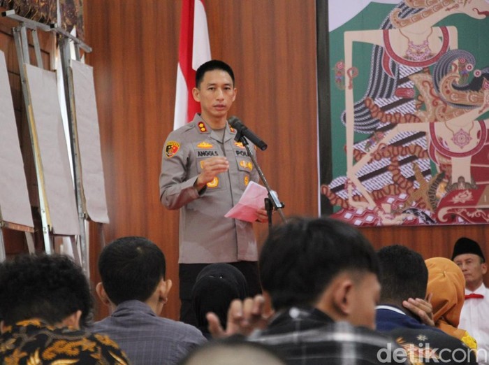 Kapolres Kediri Kota AKBP Anggi Saputra