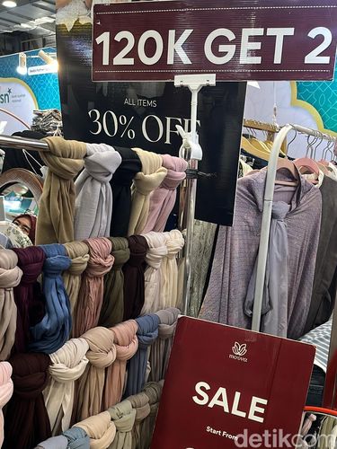 Koleksi hijab untuk Lebaran 2026 di Rendezvous Modest Market X Bank Syariah Nasional mulai dari 3-15 Maret 2026 di AEON Tanjung Barat, Jakarta.