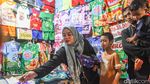 Momen Belanja Lebaran Lebih Awal, Pasar Tanah Abang Dipadati Warga