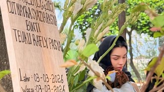 Innalillahi... Nurah Sheivirah Keguguran, Pilu Makamkan Calon Bayi