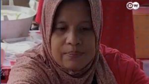  Video: Berkah Ramadan! Kisah Wanita Penjual Takjil Penopang Ekonomi Keluarga