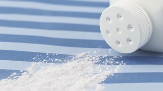 Pakai Bedak di Badan Kembali Viral, Body Care Jadul yang Bikin Wangi Seharian