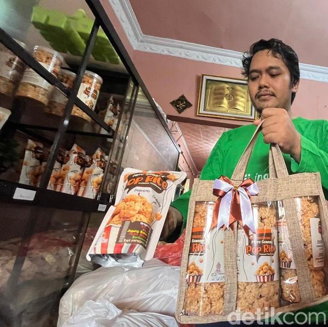 Rengginang Moro Seneng di Mojokerto Laris Manis Jelang Lebaran