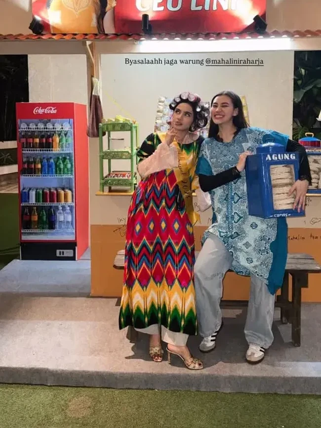 Potret Aaliyah Massaid-Kesya Levronka di Ultah Mahalini, Kompak Pakai Daster