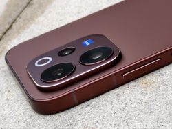 Unboxing Vivo V70 5G, Bawa Zoom 10X Rilis 9 Maret di RI