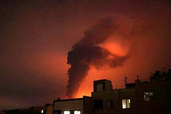 AS-Israel Serang Depot Minyak Iran