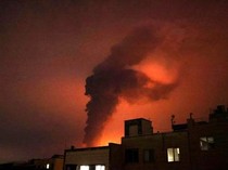 Depot Minyak di Teheran Terbakar Hebat Usai Israel Serang Iran