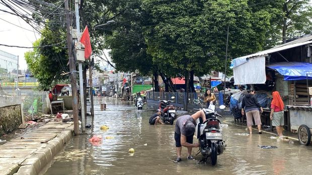 Banjir Banjir di Mampang, Jaksel.