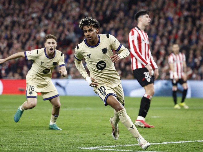 Soccer Football - LaLiga - Athletic Bilbao v FC Barcelona - San Mames, Bilbao, Spain - March 7, 2026 FC Barcelona's Lamine Yamal celebrates scoring their first goal REUTERS/Vincent West