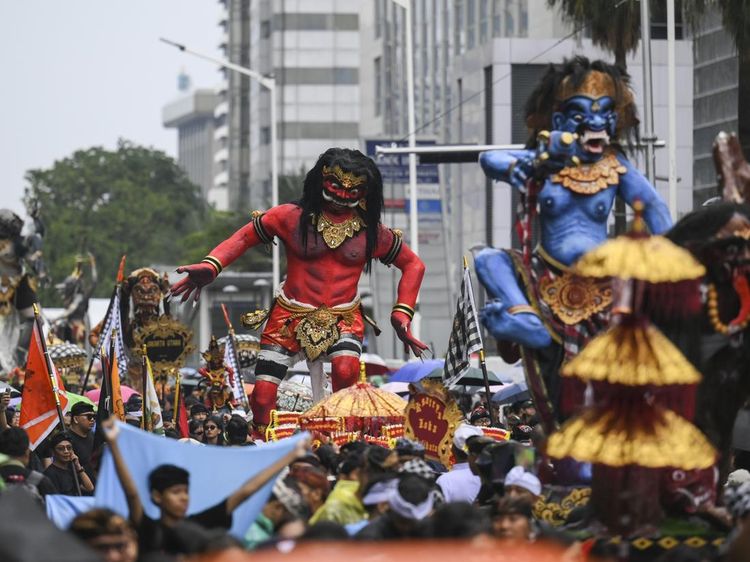 Jelang Nyepi, Pawai Ogoh-ogoh Ramaikan Bundaran HI