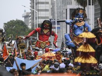 Jelang Nyepi, Pawai Ogoh-ogoh Ramaikan Bundaran HI