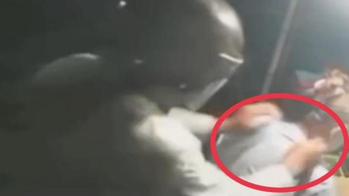 Pedagang ikan di Jalan Pandu, Banjar Dukuh, Desa Dalung, Kecamatan Kuta Utara, Badung,  Siti Juariyah (64), dijambret, Kamis (5/3/2026) subuh. (Tangkapan layar video)