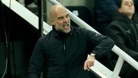 Skorsing Dua Laga Menanti Guardiola usai Ngomel ke Wasit