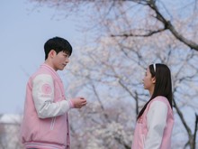 Jisoo BLACKPINK & Seo Kang Joon Digosipkan Pacaran, Cincin Couple Disorot