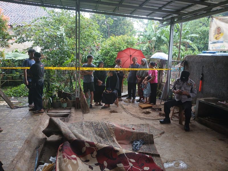 TKP penemuan mayat wanita tinggal tulang di Depok. (Dok ist)