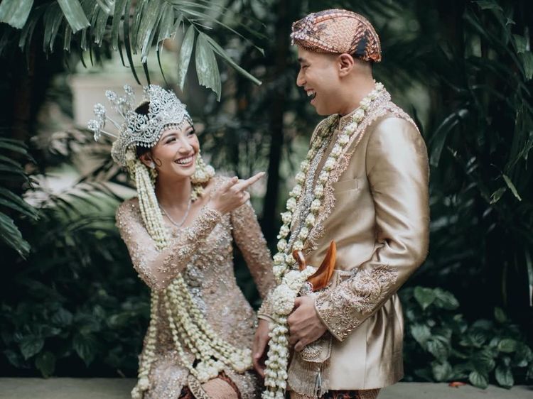 Perjalanan Cinta Sheila Dara-Vidi Aldiano Hingga Maut Memisahkan