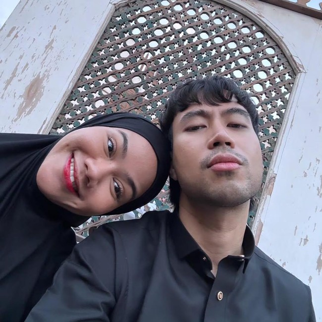 Yura Yunita Terbang dari Madinah, Tepati Janji Ketemu Vidi Aldiano Hari Ini
