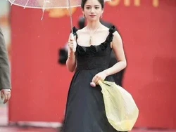 Viral Artis China Pakai Tas Kresek Disangka Barang Branded, Begini Faktanya