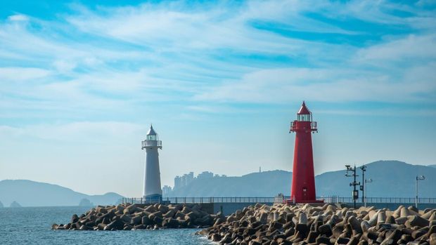Mercusuar Kembar Cheongsapo di Busan, Korea Selatan