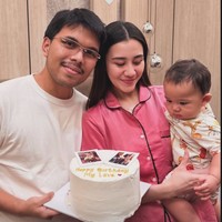 Gaya Aaliyah Massaid Tampil Natural Pakai Piyama di Hari Ultah ke-24