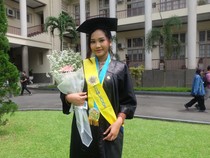 Kisah Aira Jadi Lulusan D4 Tercepat di UGM, Sebelum Wisuda Sudah Dapat Kerja