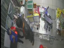 2 Perampok Bersenpi Sasar Minimarket Palembang, Uang Rp 16 Juta Dibawa Kabur