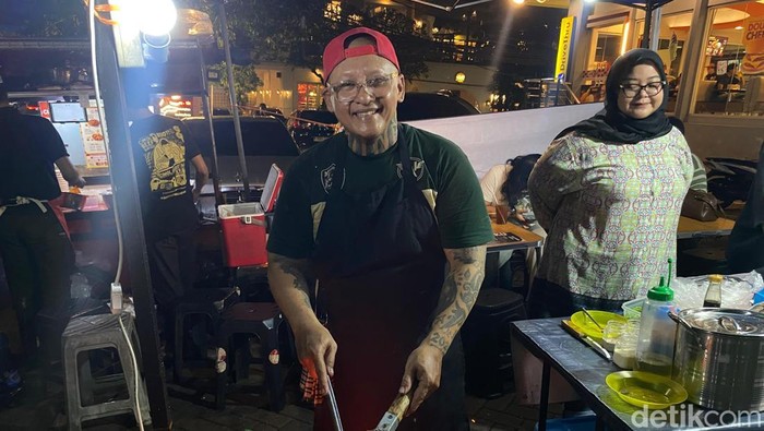 Mie Godok Cipete: Bakmi Jawa Topping Bebek dan Brisket Racikan Eks Seniman Tato