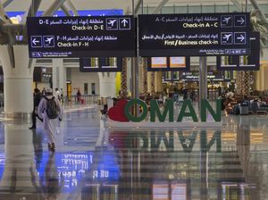 Bandara Muscat Semakin Sibuk, Jadi Mini Hub Timur Tengah