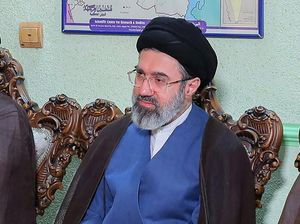Mojtaba Khamenei Bersumpah Akan Balas Kematian Ayahnya!