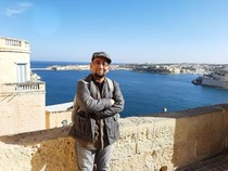 Habiburrahman El Shirazy Bocorkan Ada Novel dan Film Ayat-Ayat Cinta 3