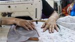 Jelang Lebaran, Penjahit Pasar Mayestik Masih Sepi Orderan