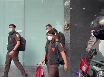 Kejagung Sita Bukti Elektronik Usai Geledah Komisioner Ombudsman Yeka Hendra