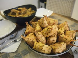 4 Teknik Masak Ketupat Lebaran Anti Gagal dan Tahan Lama