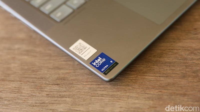Lenovo Yoga Pro 7i