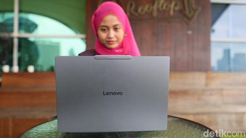 Lenovo Yoga Pro 7i